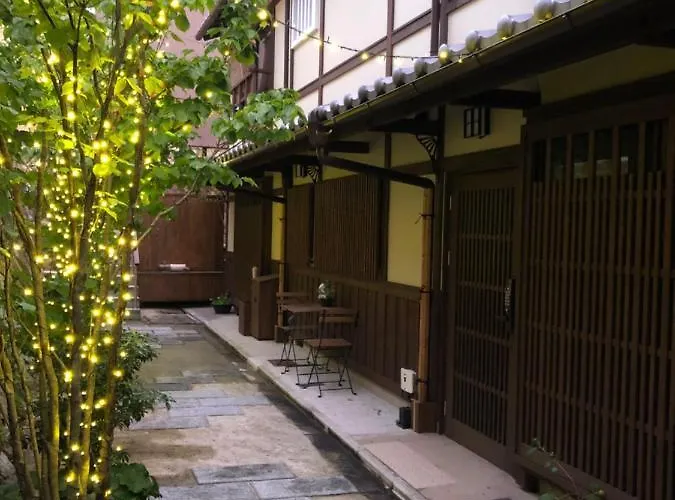 Imakumano Terrace - 道八庵